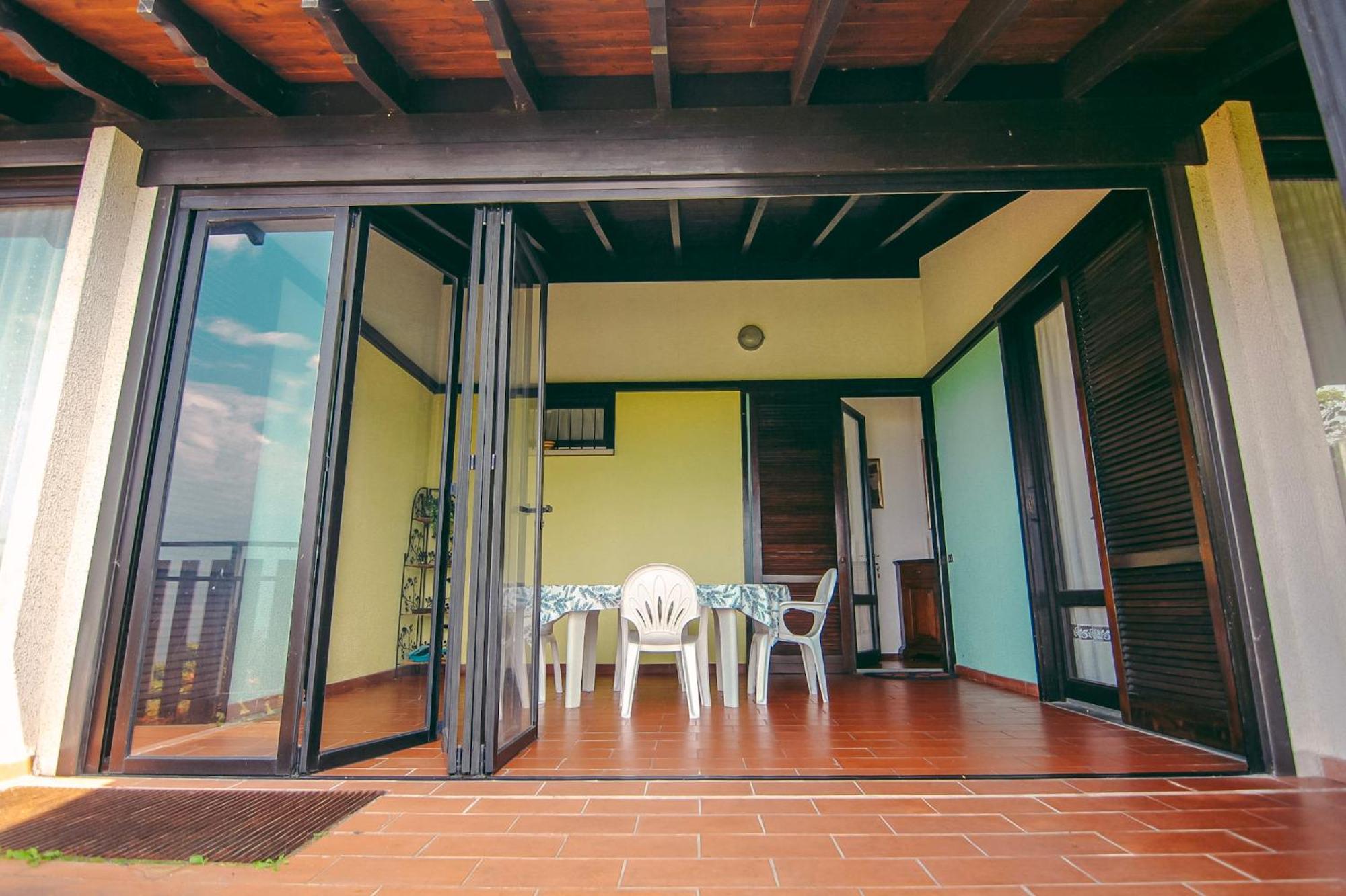 Casa Elena Villa Castelveccana Eksteriør billede